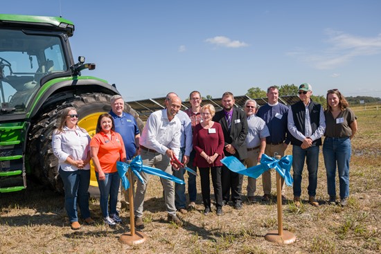 Cannot view this image? Visit: https://images.newsfilecorp.com/files/11299/267930_eldorado%20ribbon-cutting_1_550.jpg