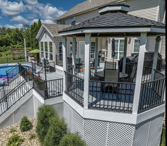 Cannot view this image? Visit: https://images.newsfilecorp.com/files/8201/314555_westbury_tuscany_railing_550.jpg